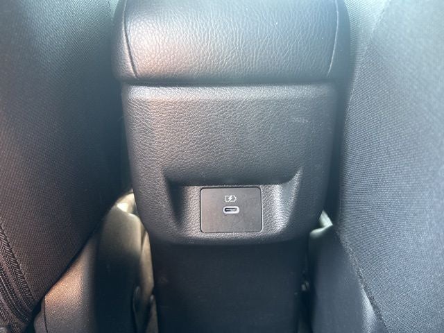 2024 Nissan Versa 1.6 SV