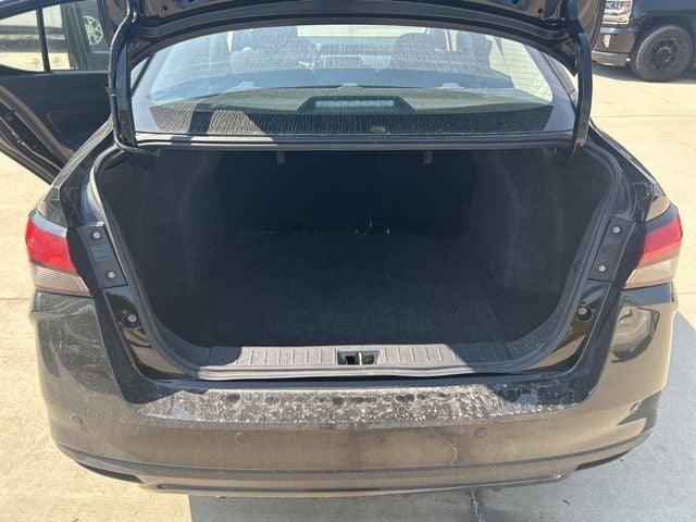 2024 Nissan Versa 1.6 SV