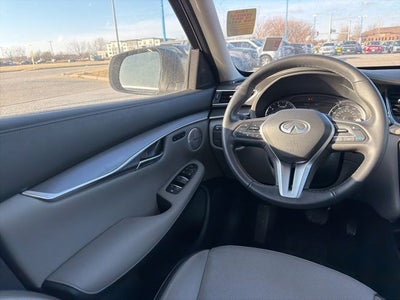 2023 INFINITI QX50 LUXE