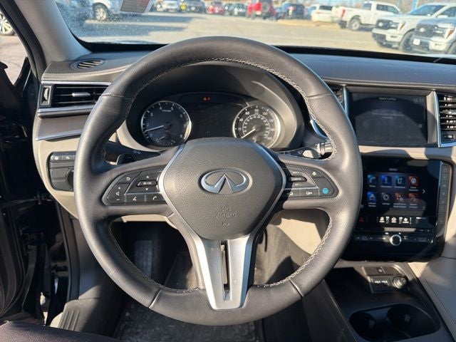 2023 INFINITI QX50 LUXE