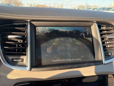 2023 INFINITI QX50 LUXE