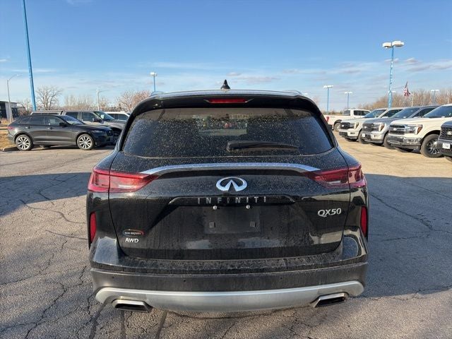 2023 INFINITI QX50 LUXE