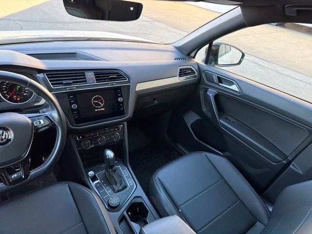 2021 Volkswagen Tiguan 2.0T SE R-Line Black