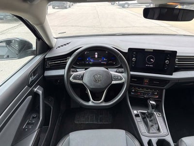 2025 Volkswagen Jetta 1.5T SE