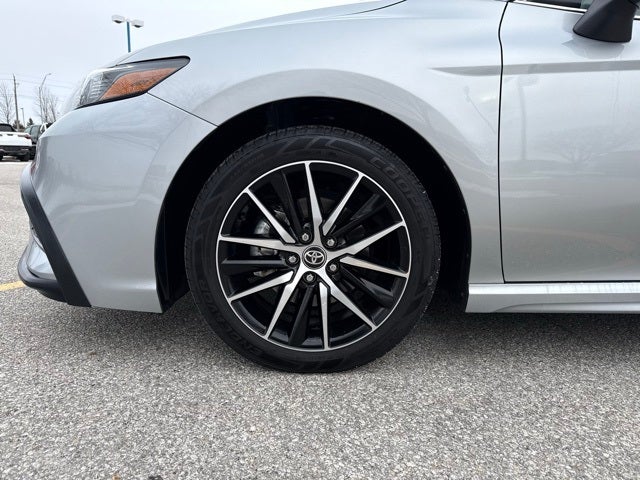 2024 Toyota Camry Hybrid SE