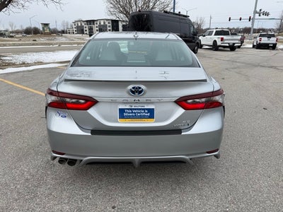 2024 Toyota Camry Hybrid SE