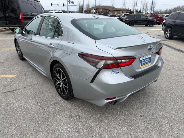 2024 Toyota Camry Hybrid SE