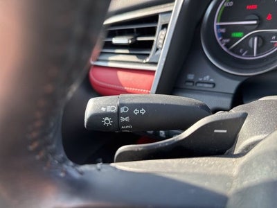 2022 Toyota Camry Hybrid XSE