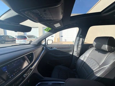2022 Buick Enclave Avenir