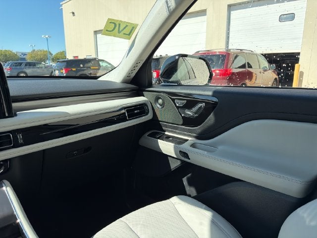 2027 Lincoln Aviator Premiere Premium