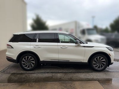 2027 Lincoln Aviator Premiere