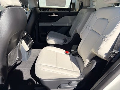 2027 Lincoln Aviator Premiere