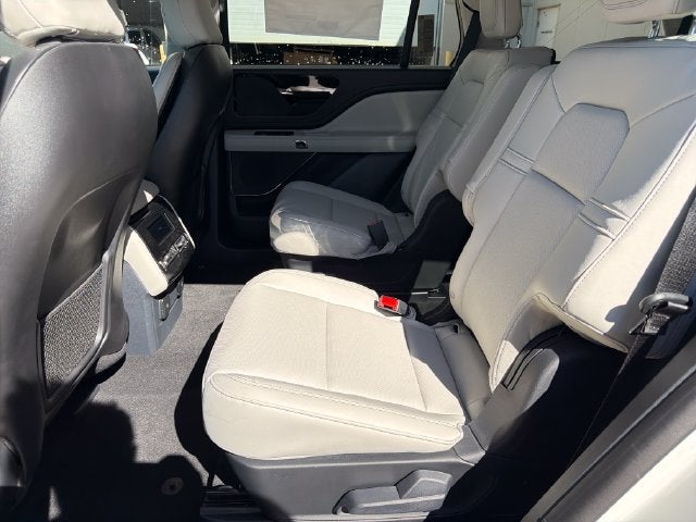 2027 Lincoln Aviator Premiere