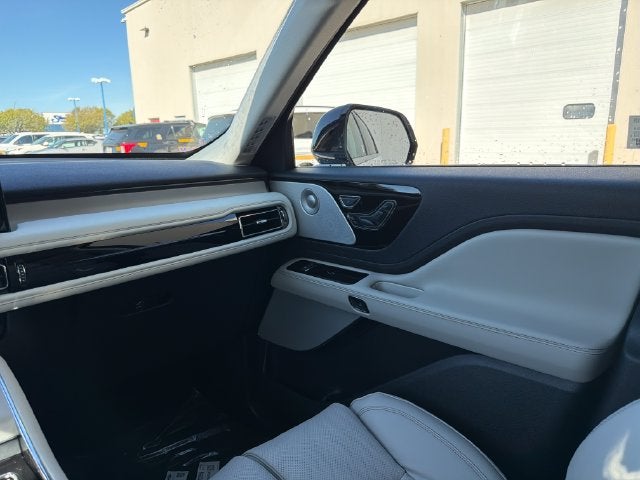 2027 Lincoln Aviator Reserve Premium