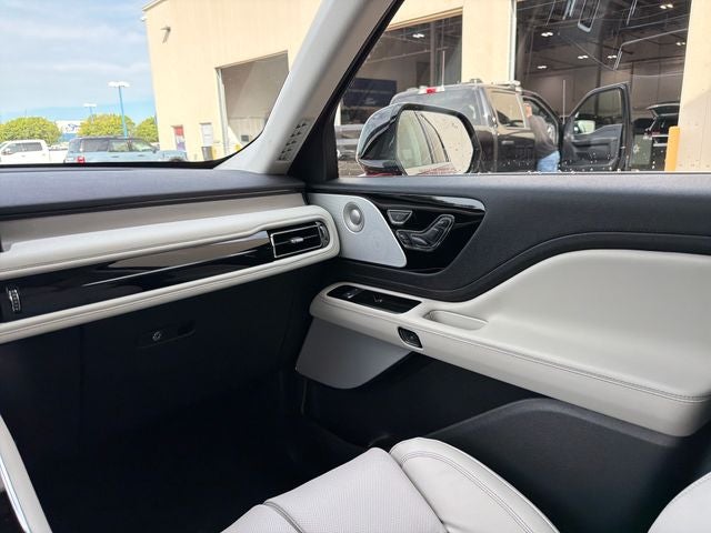 2027 Lincoln Aviator Reserve