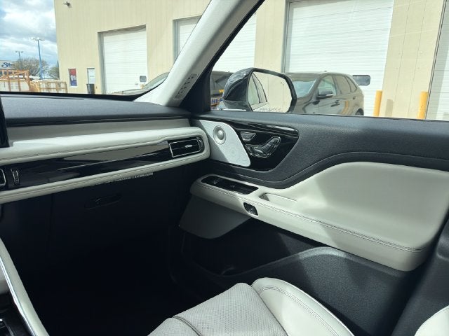 2027 Lincoln Aviator Reserve Premium