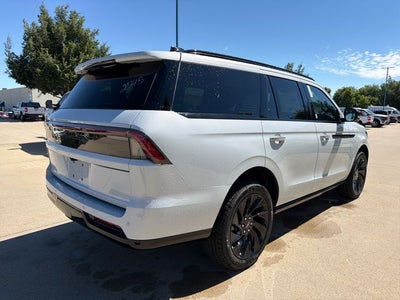 2026 Lincoln Navigator Reserve