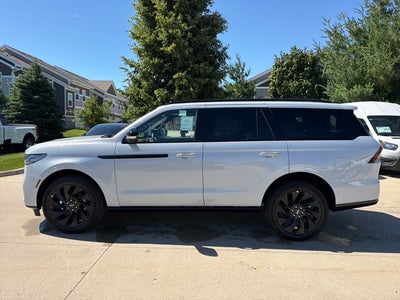 2026 Lincoln Navigator Reserve