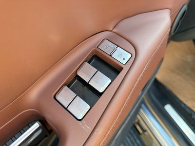 2027 Lincoln Navigator Reserve