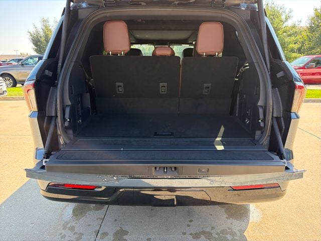 2027 Lincoln Navigator Reserve