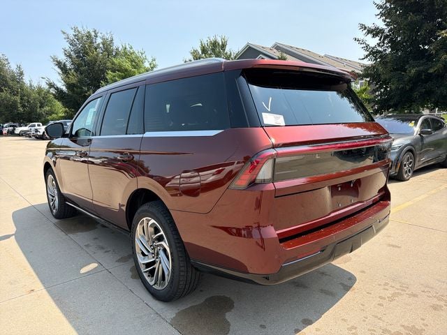 2027 Lincoln Navigator Reserve