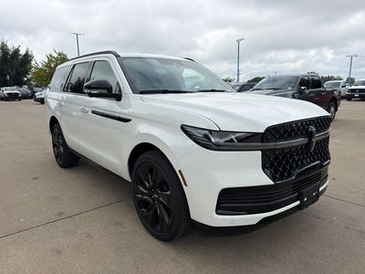 2027 Lincoln Navigator Reserve