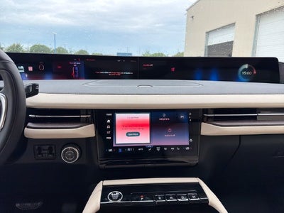 2027 Lincoln Navigator Reserve