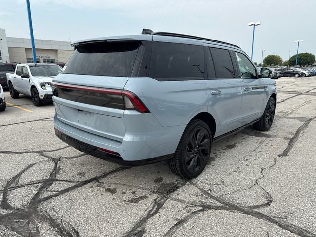 2027 Lincoln Navigator Reserve