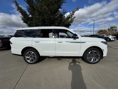 2025 Lincoln Navigator Reserve