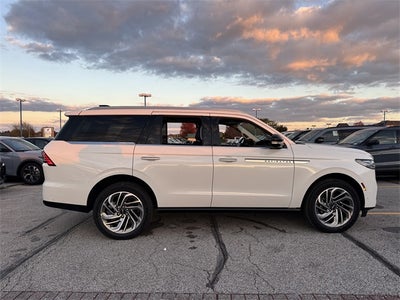 2025 Lincoln Navigator Reserve