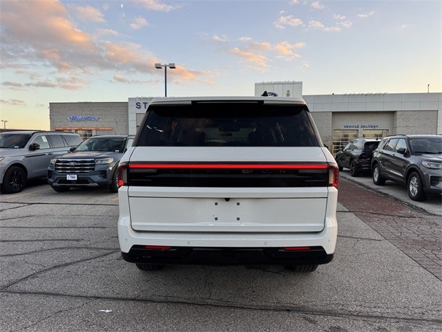 2025 Lincoln Navigator Reserve
