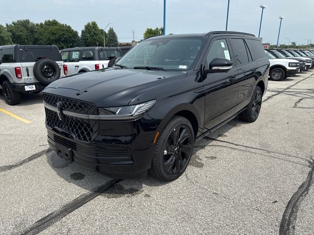 2027 Lincoln Navigator Reserve