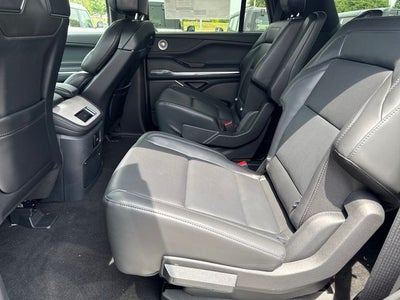 2027 Lincoln Navigator Reserve