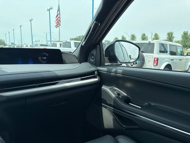 2027 Lincoln Navigator Reserve