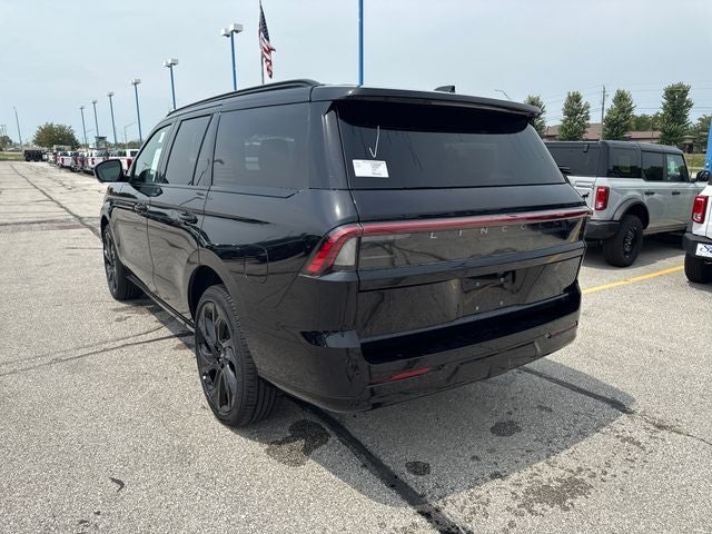 2027 Lincoln Navigator Reserve
