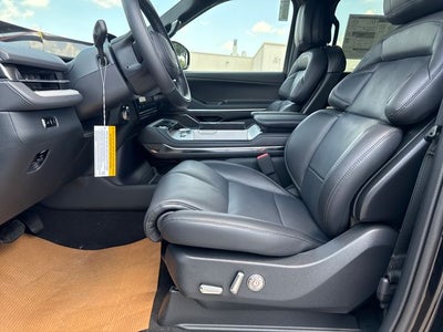 2027 Lincoln Navigator Reserve