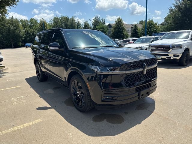 2027 Lincoln Navigator Reserve