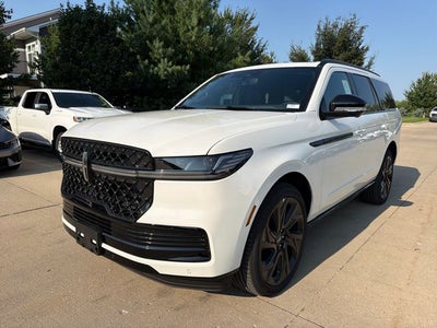 2027 Lincoln Navigator Reserve