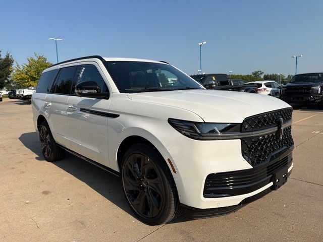 2027 Lincoln Navigator Reserve