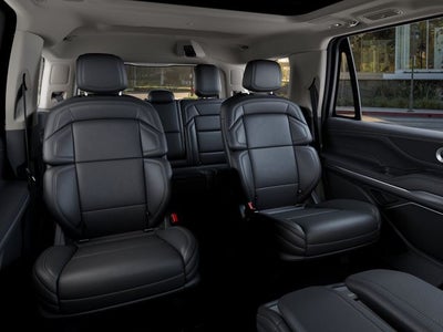 2027 Lincoln Navigator Reserve