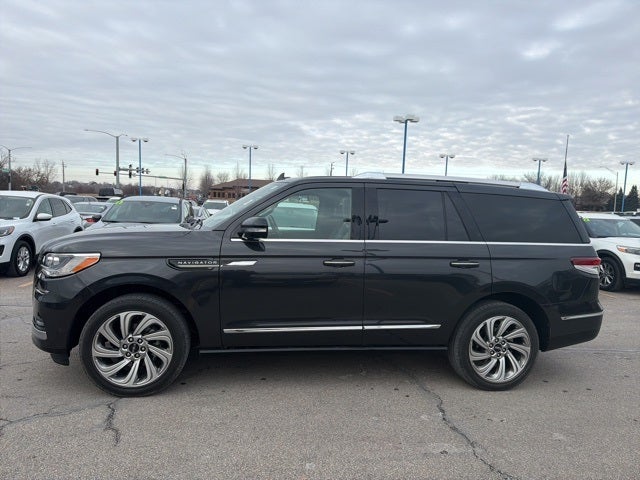 2022 Lincoln Navigator Reserve