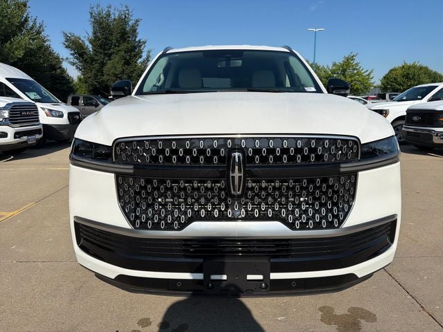 2026 Lincoln Navigator Premiere