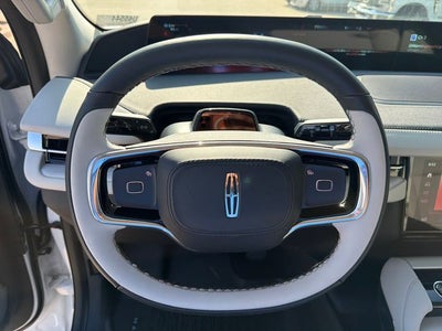 2026 Lincoln Navigator Premiere