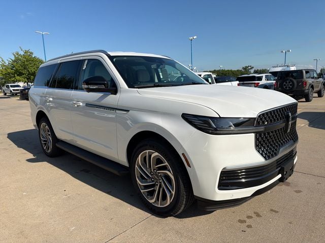 2026 Lincoln Navigator Premiere