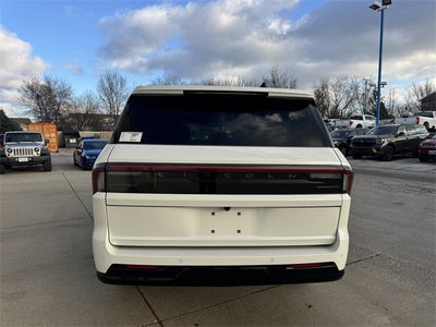 2025 Lincoln Navigator L Reserve