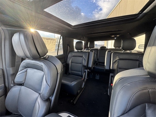 2025 Lincoln Navigator L Reserve