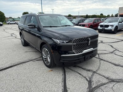 2027 Lincoln Navigator L Reserve