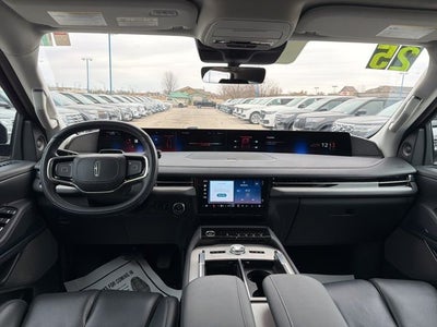2025 Lincoln Navigator L Reserve