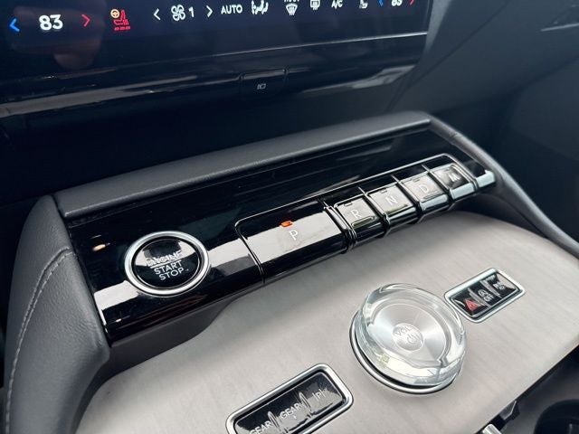 2025 Lincoln Navigator L Reserve