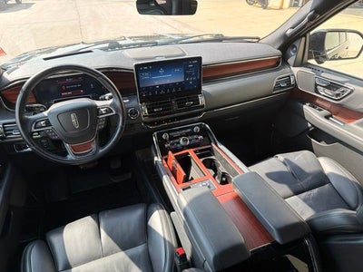 2023 Lincoln Navigator L Reserve